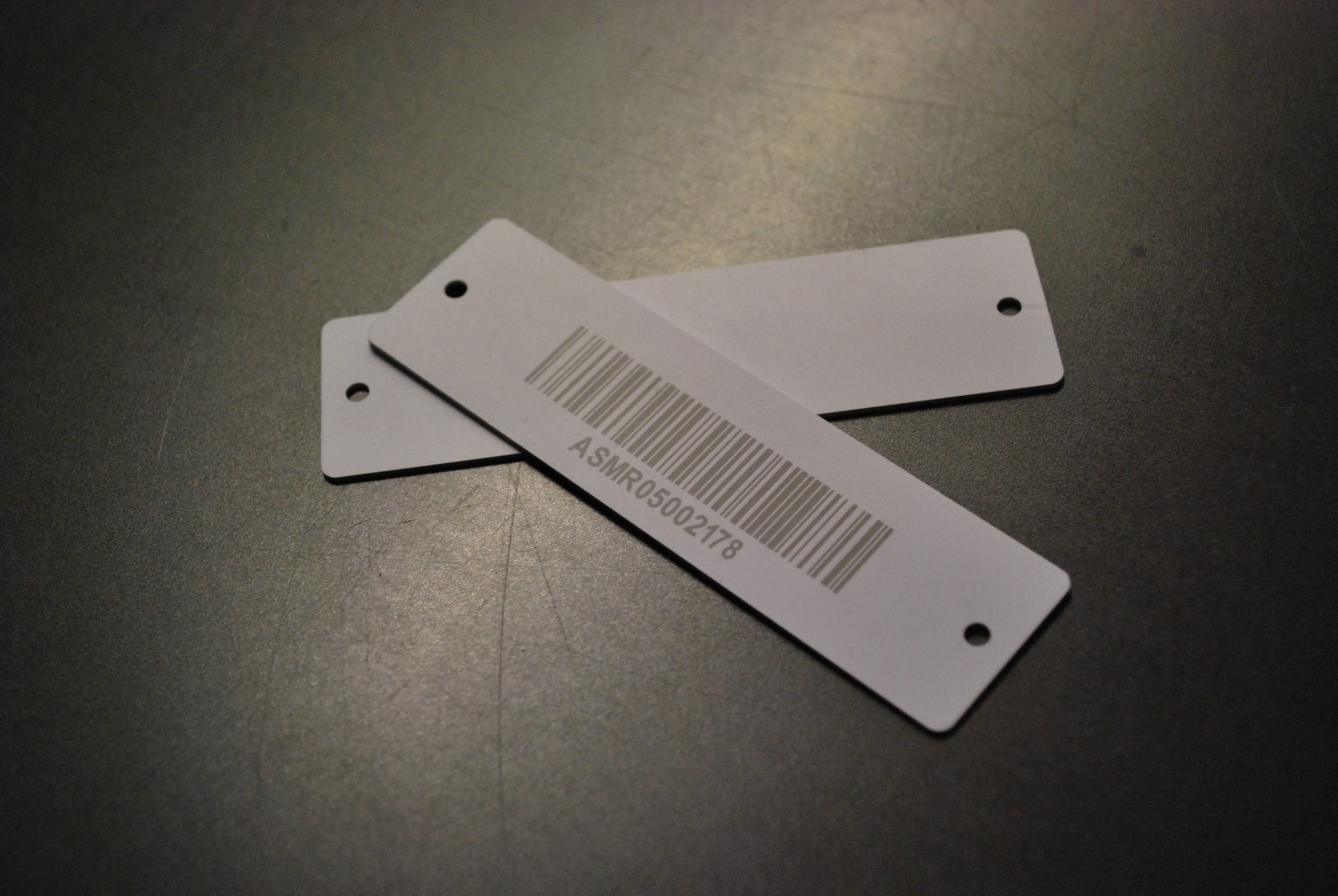 RFID UHF Tiny In-Metal Tag